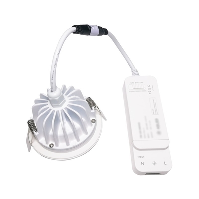 Oberfläche IP65 Smart LED Downlights brachte Telefon-Steuerung 9W Wifi Tuya 5 Jahre Garantie-an
