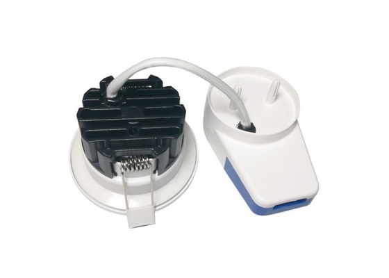 Stellen Sie Abdeckungs-veränderbaren Feuer-Beweis Smart geführten vertieften breiten Öffnungswinkel Downlight 7W CCT gegenüber